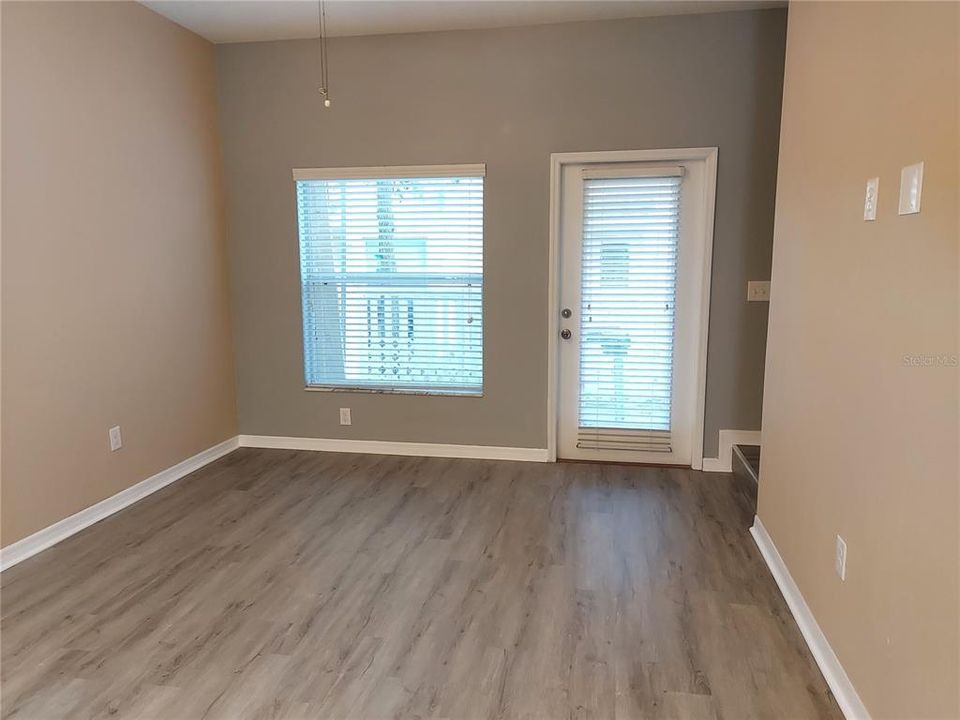 En Renta: $1,695 (2 camas, 2 baños, 1088 Pies cuadrados)