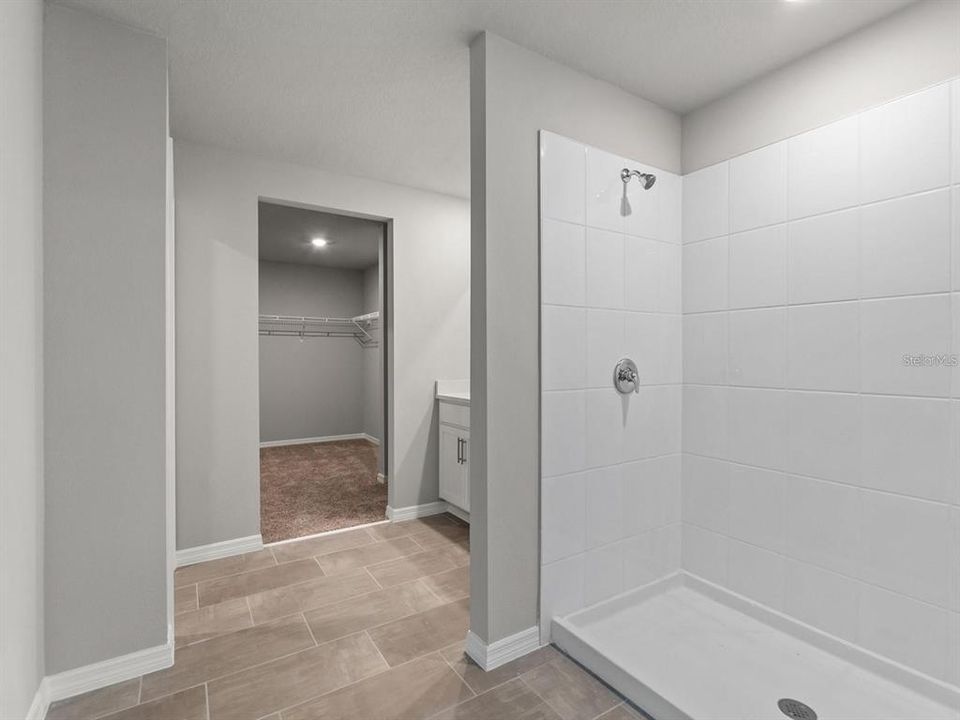 En Renta: $2,450 (4 camas, 3 baños, 2718 Pies cuadrados)