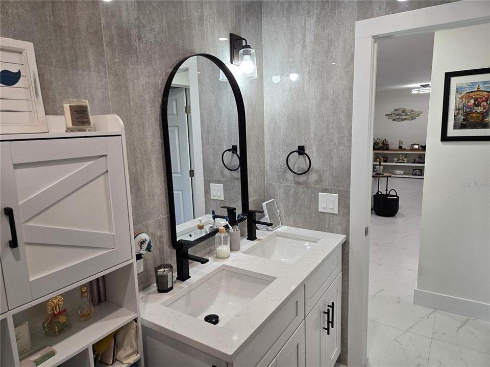 En Venta: $329,500 (3 camas, 2 baños, 1776 Pies cuadrados)