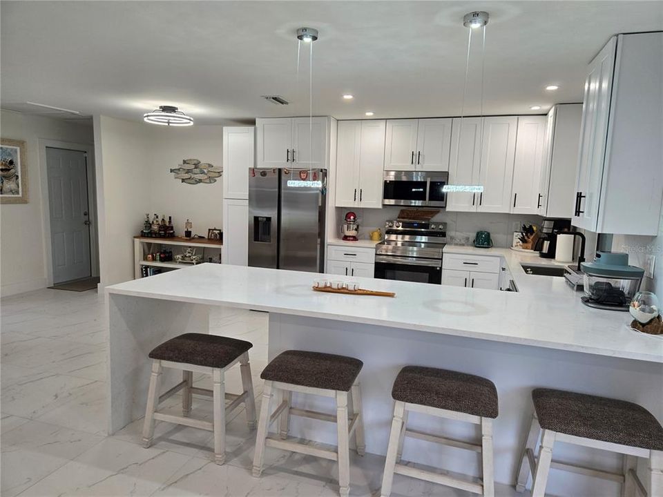 En Venta: $329,500 (3 camas, 2 baños, 1776 Pies cuadrados)