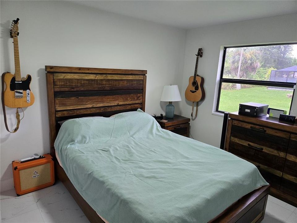 En Venta: $329,500 (3 camas, 2 baños, 1776 Pies cuadrados)