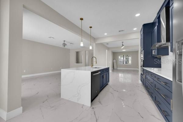 На продажу: $674,000 (5 спален, 4 ванн, 3509 Квадратных фут)