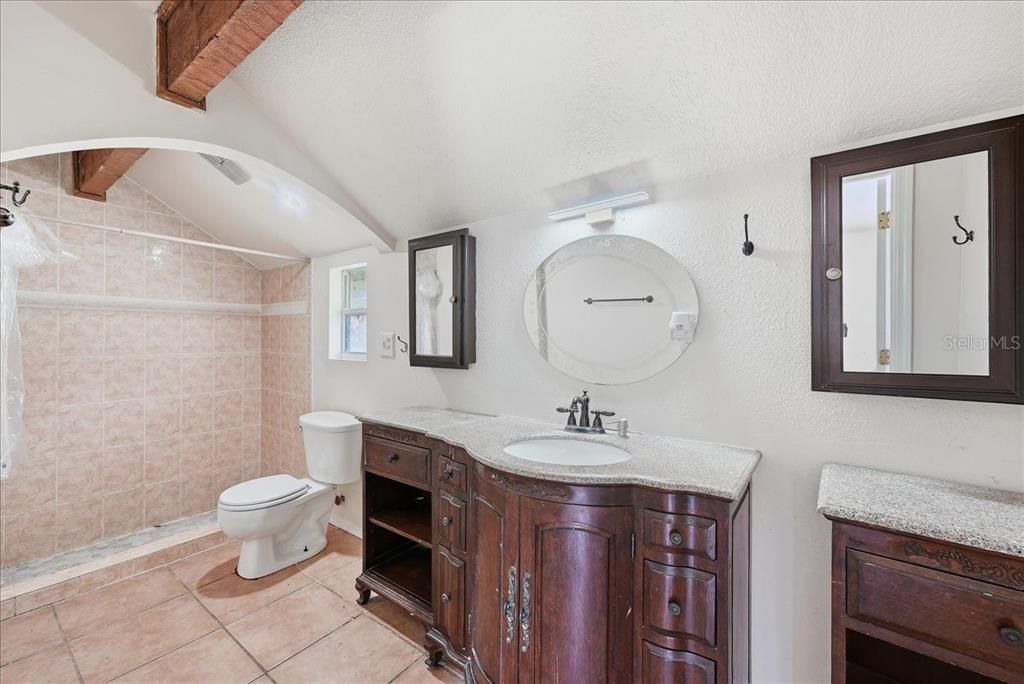For Sale: $365,000 (4 beds, 3 baths, 2021 Square Feet)