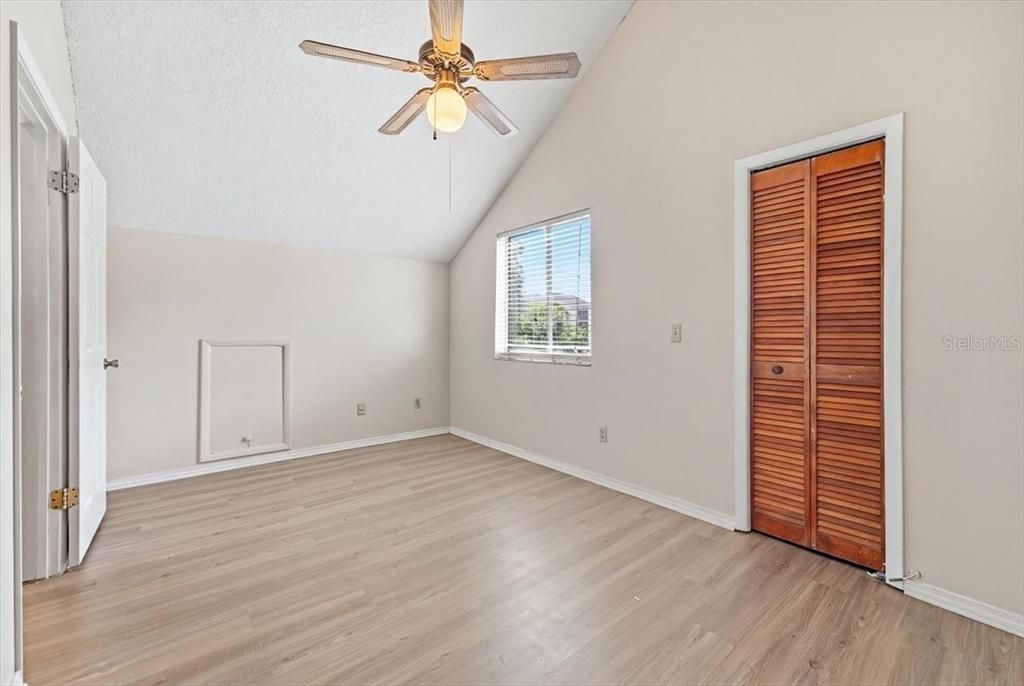 For Sale: $365,000 (4 beds, 3 baths, 2021 Square Feet)