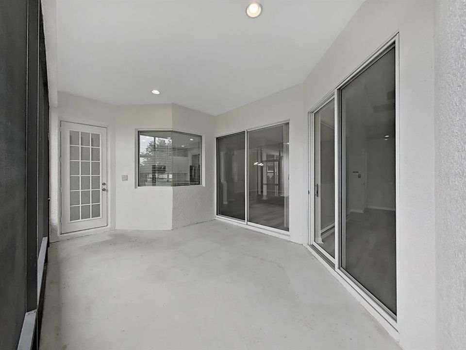 For Sale: $579,000 (5 beds, 3 baths, 2764 Square Feet)
