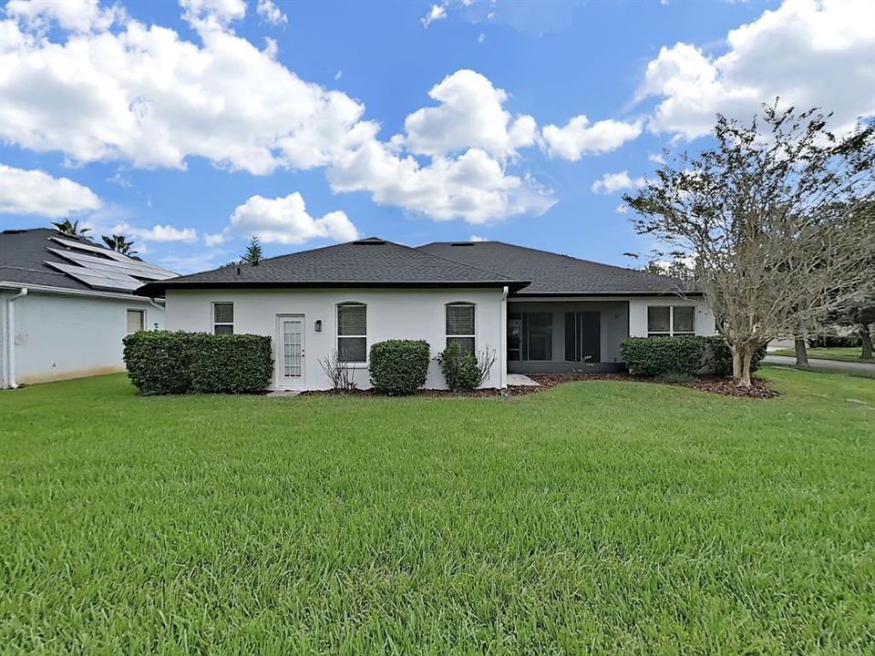 For Sale: $579,000 (5 beds, 3 baths, 2764 Square Feet)
