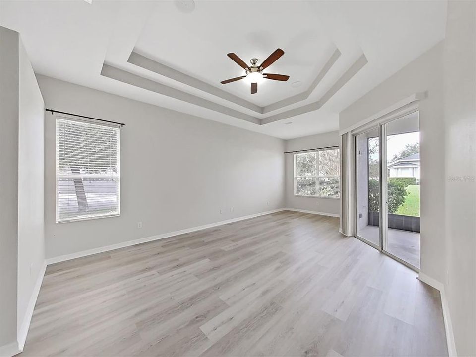 For Sale: $579,000 (5 beds, 3 baths, 2764 Square Feet)