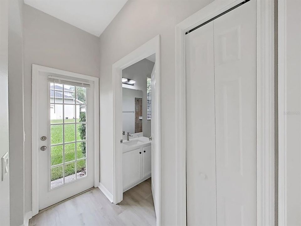 For Sale: $579,000 (5 beds, 3 baths, 2764 Square Feet)
