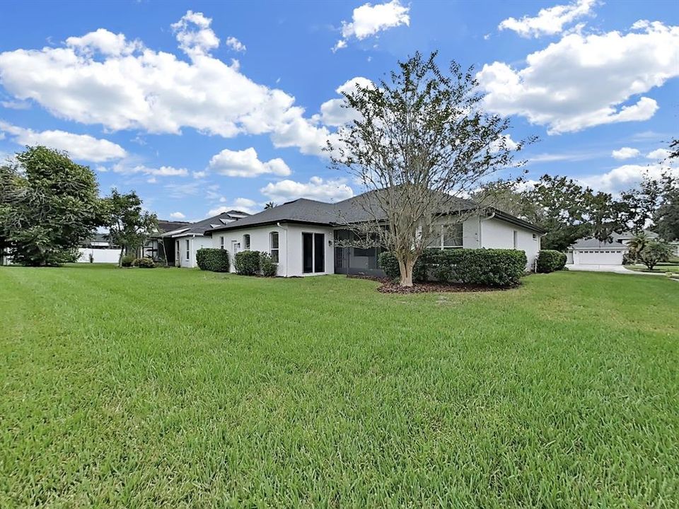 For Sale: $579,000 (5 beds, 3 baths, 2764 Square Feet)