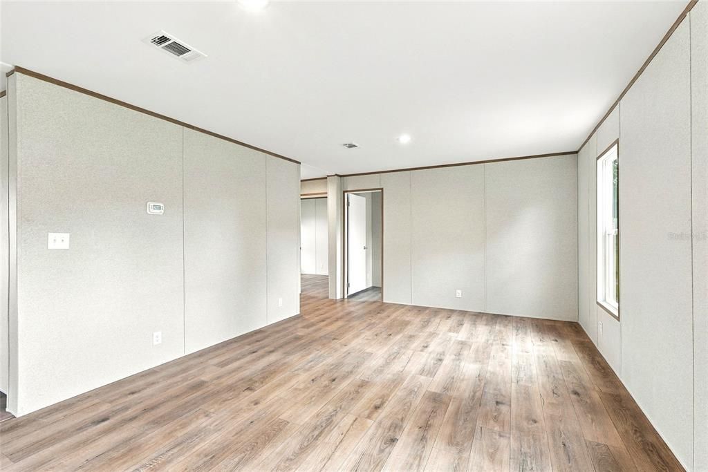 На продажу: $409,900 (4 спален, 2 ванн, 1500 Квадратных фут)