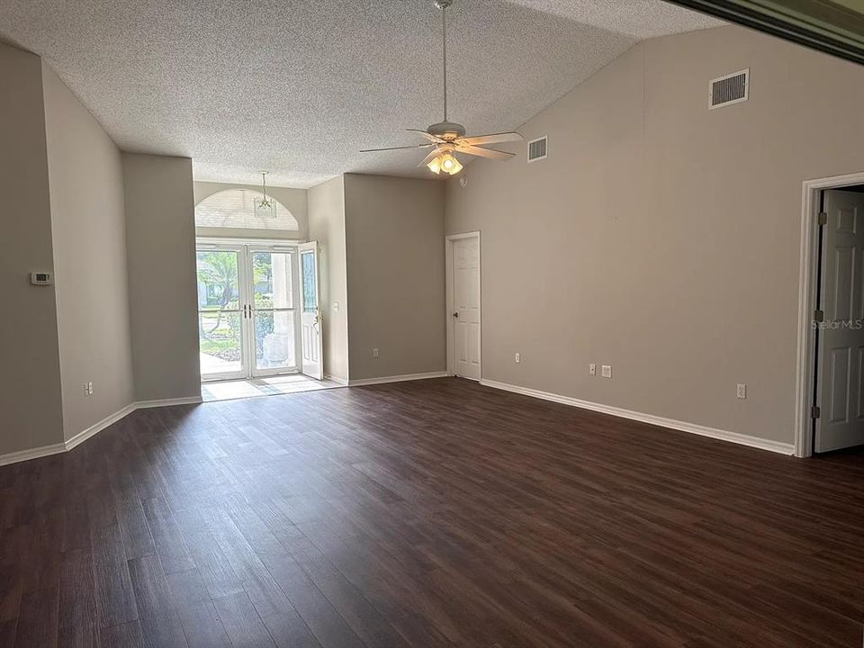 For Rent: $3,250 (3 beds, 2 baths, 1842 Square Feet)