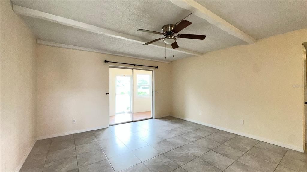 For Rent: $1,599 (2 beds, 2 baths, 1045 Square Feet)