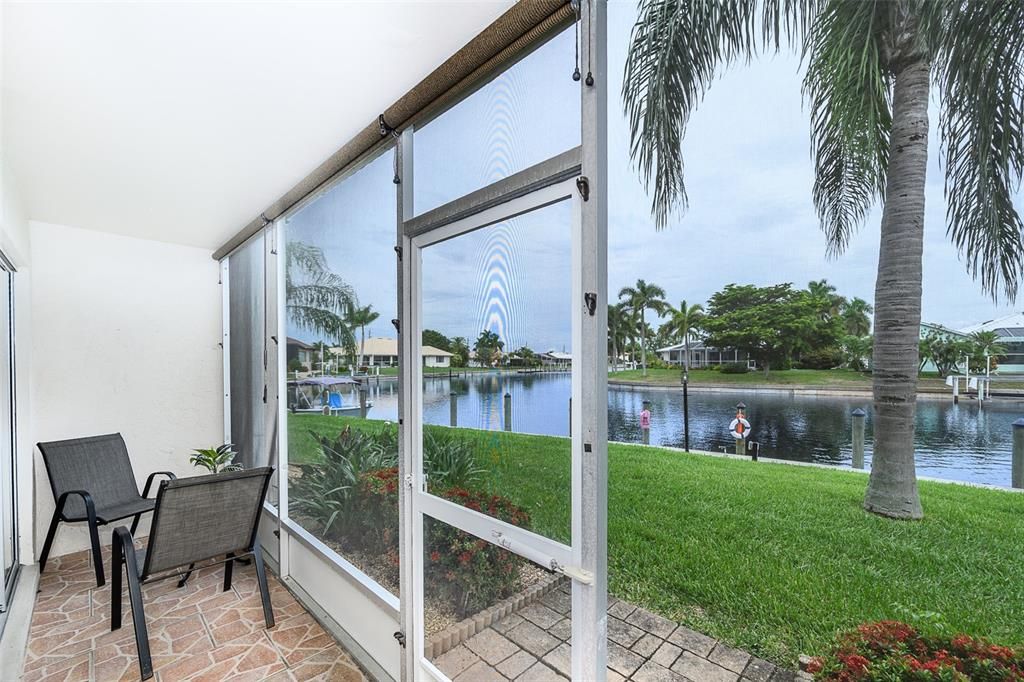 For Rent: $1,700 (2 beds, 2 baths, 1114 Square Feet)