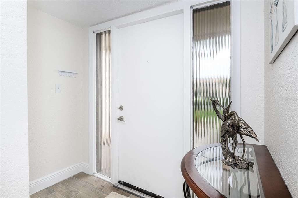 For Rent: $1,700 (2 beds, 2 baths, 1114 Square Feet)