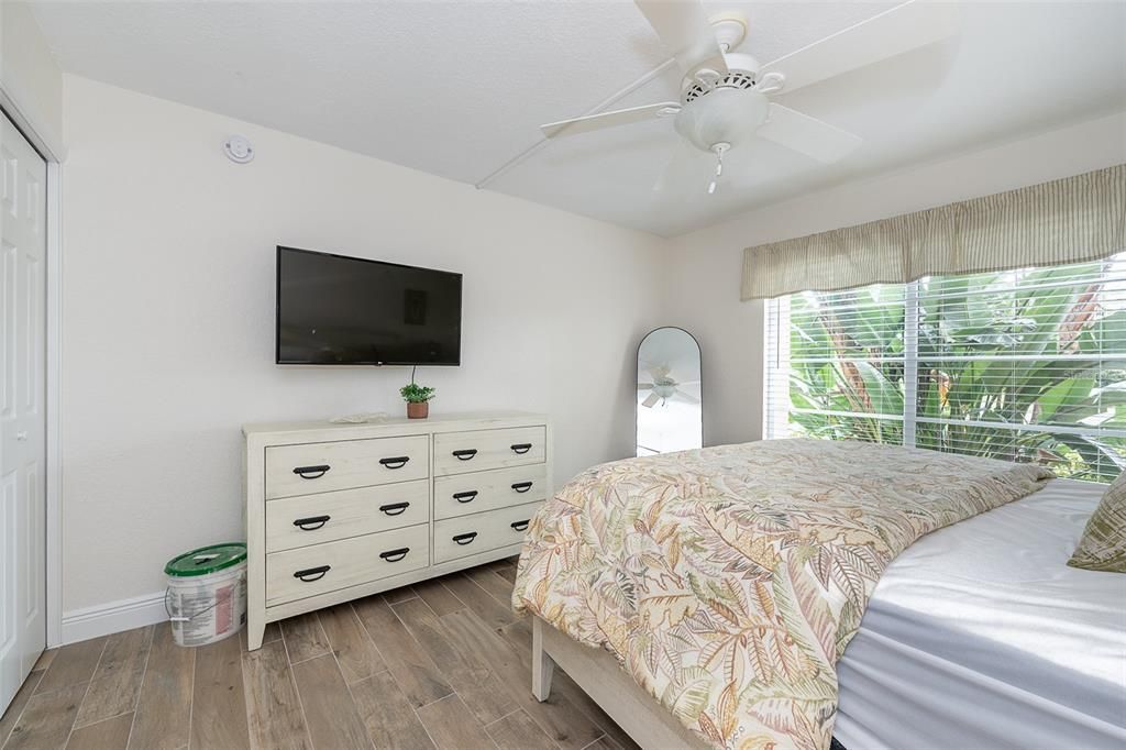 For Rent: $1,700 (2 beds, 2 baths, 1114 Square Feet)