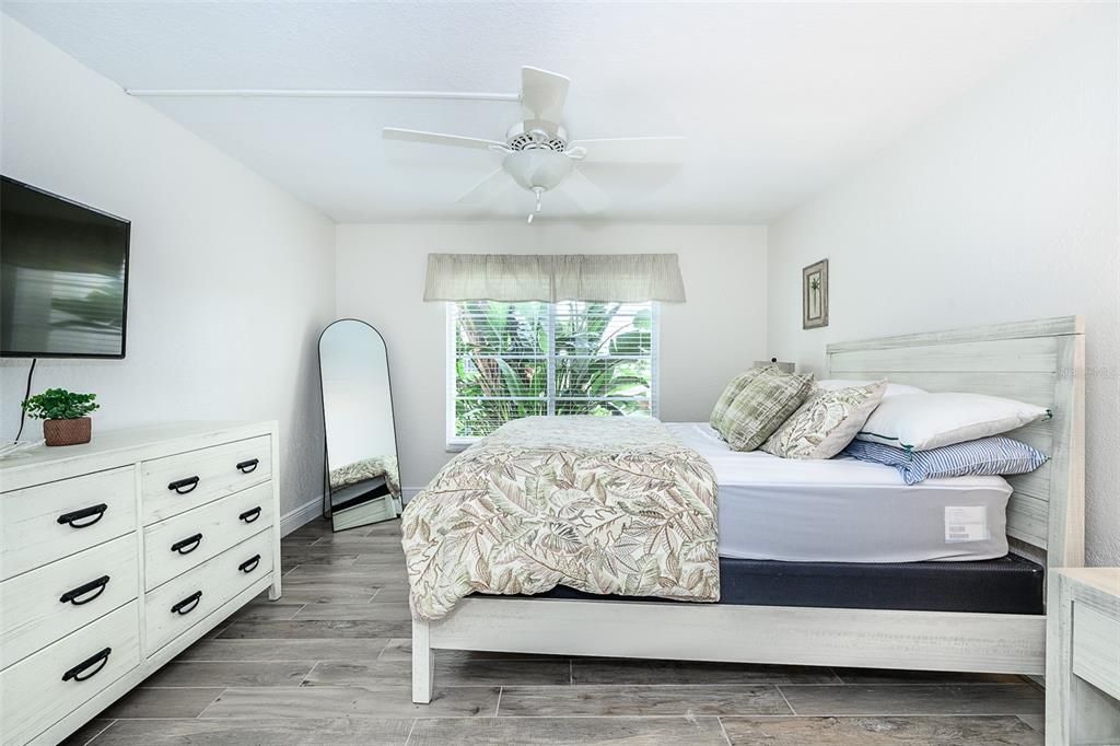For Rent: $1,700 (2 beds, 2 baths, 1114 Square Feet)