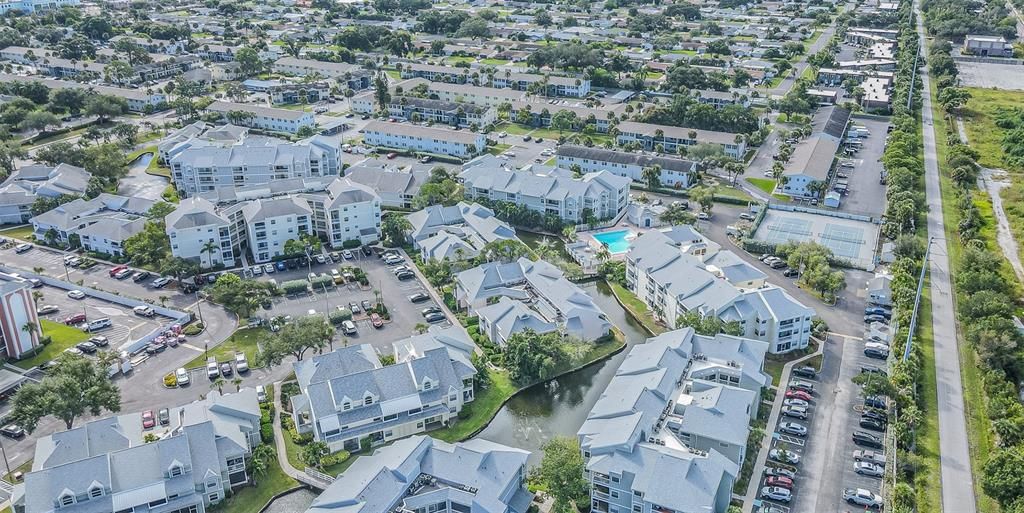 На продажу: $229,000 (2 спален, 2 ванн, 1130 Квадратных фут)