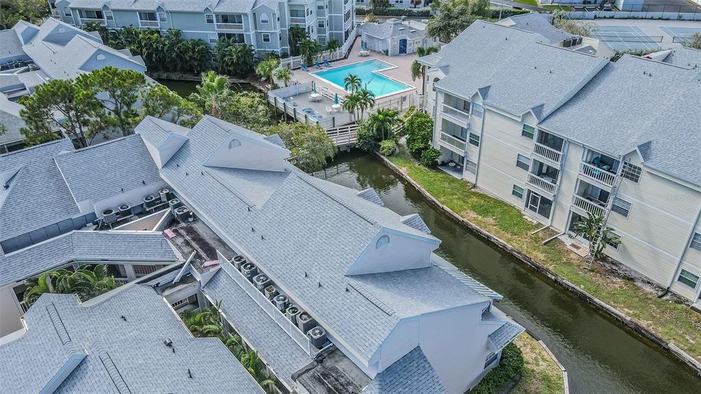 На продажу: $229,000 (2 спален, 2 ванн, 1130 Квадратных фут)