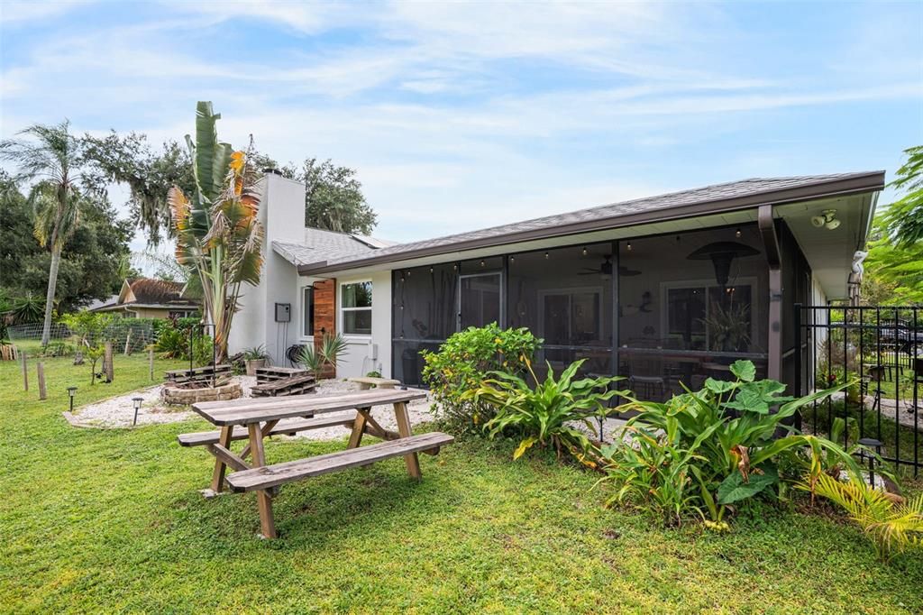 En Venta: $730,000 (3 camas, 2 baños, 2527 Pies cuadrados)