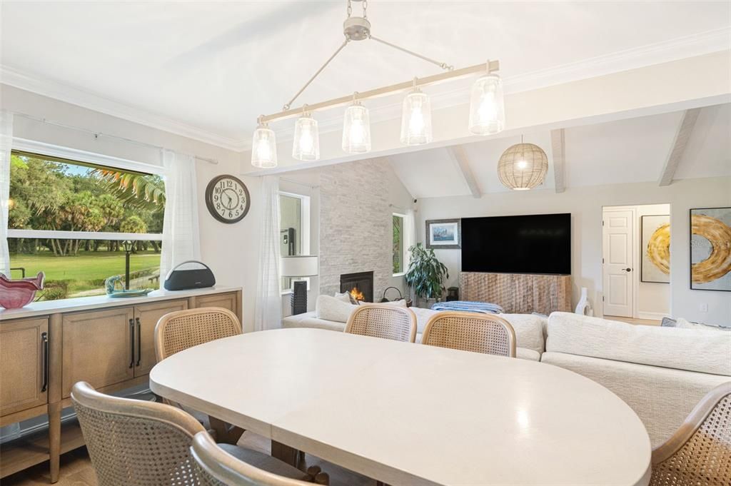 En Venta: $730,000 (3 camas, 2 baños, 2527 Pies cuadrados)