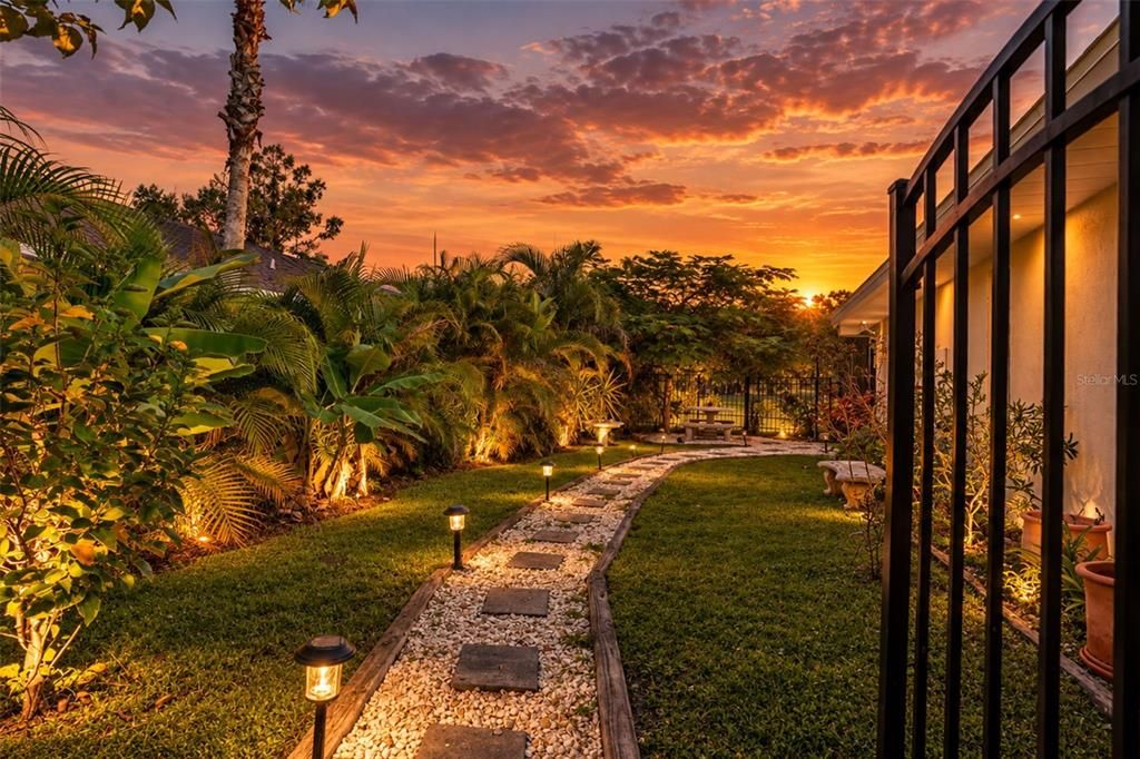 En Venta: $730,000 (3 camas, 2 baños, 2527 Pies cuadrados)