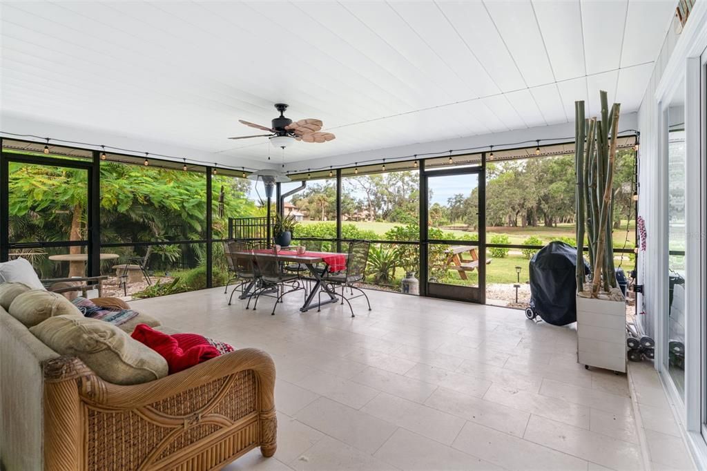 En Venta: $730,000 (3 camas, 2 baños, 2527 Pies cuadrados)
