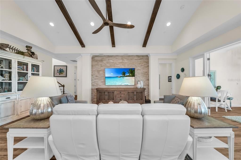 En Venta: $1,650,000 (3 camas, 3 baños, 2960 Pies cuadrados)