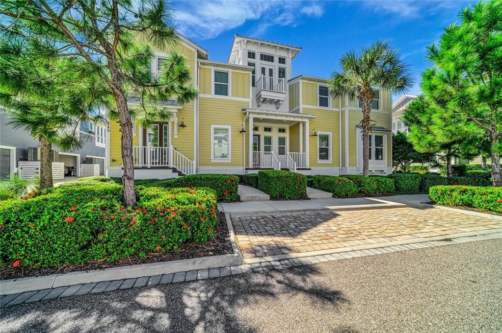 En Venta: $1,650,000 (3 camas, 3 baños, 2960 Pies cuadrados)