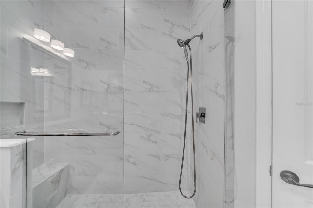 En Venta: $1,650,000 (3 camas, 3 baños, 2960 Pies cuadrados)