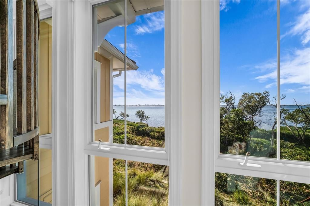En Venta: $1,650,000 (3 camas, 3 baños, 2960 Pies cuadrados)