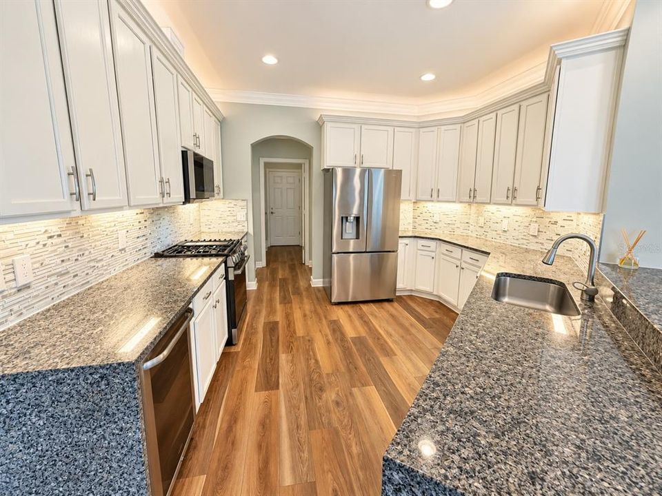 В аренду: $3,700 (4 спален, 2 ванн, 2202 Квадратных фут)