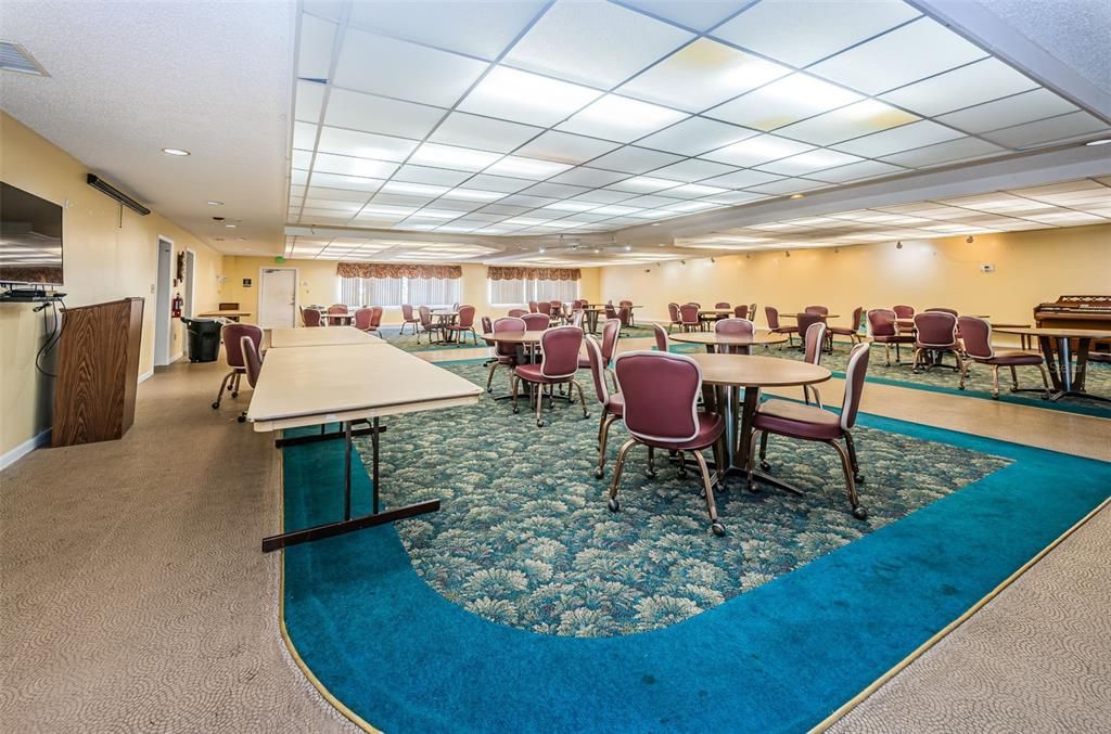 For Sale: $175,000 (2 beds, 2 baths, 1245 Square Feet)