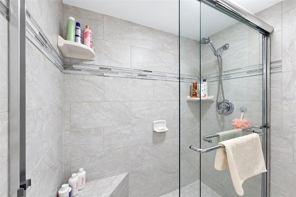 : $589,900 (2 camas, 2 baños, 1300 Pies cuadrados)