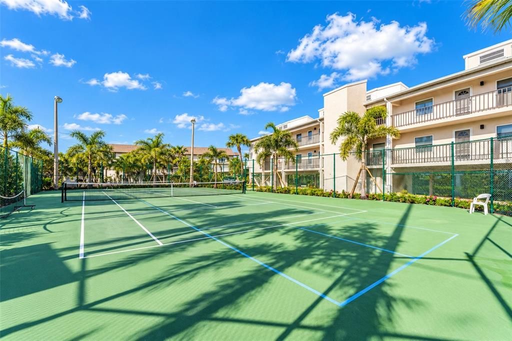 : $589,900 (2 camas, 2 baños, 1300 Pies cuadrados)
