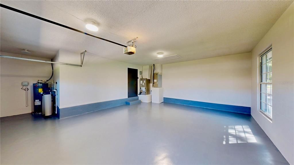 En Venta: $1,160,000 (4 camas, 2 baños, 3018 Pies cuadrados)