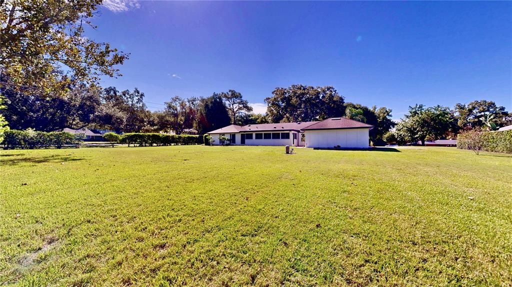 En Venta: $1,160,000 (4 camas, 2 baños, 3018 Pies cuadrados)