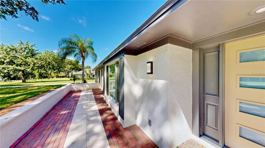 En Venta: $1,160,000 (4 camas, 2 baños, 3018 Pies cuadrados)