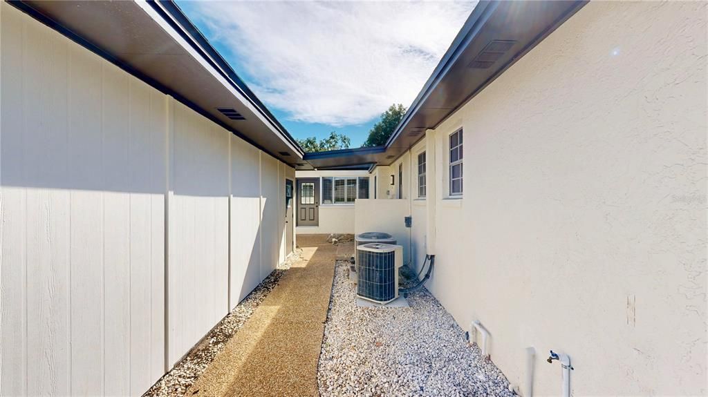 En Venta: $1,160,000 (4 camas, 2 baños, 3018 Pies cuadrados)