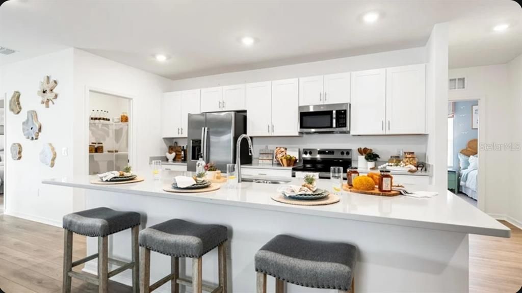 For Sale: $408,886 (4 beds, 3 baths, 2075 Square Feet)