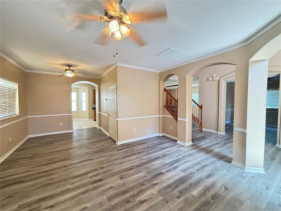 В аренду: $3,245 (4 спален, 3 ванн, 2992 Квадратных фут)