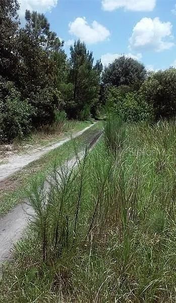 待售: $200,000 (5.17 acres)