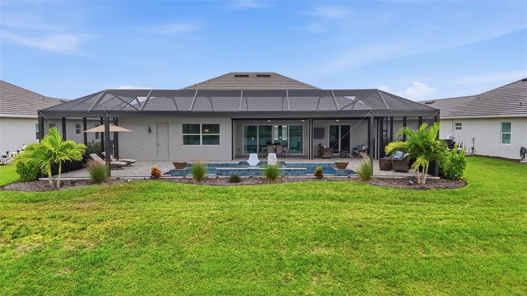 For Sale: $799,000 (3 beds, 3 baths, 2668 Square Feet)
