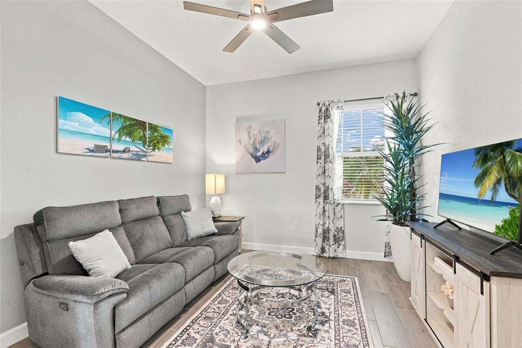 For Sale: $799,000 (3 beds, 3 baths, 2668 Square Feet)
