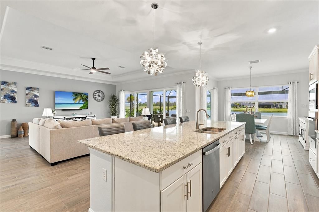 For Sale: $799,000 (3 beds, 3 baths, 2668 Square Feet)