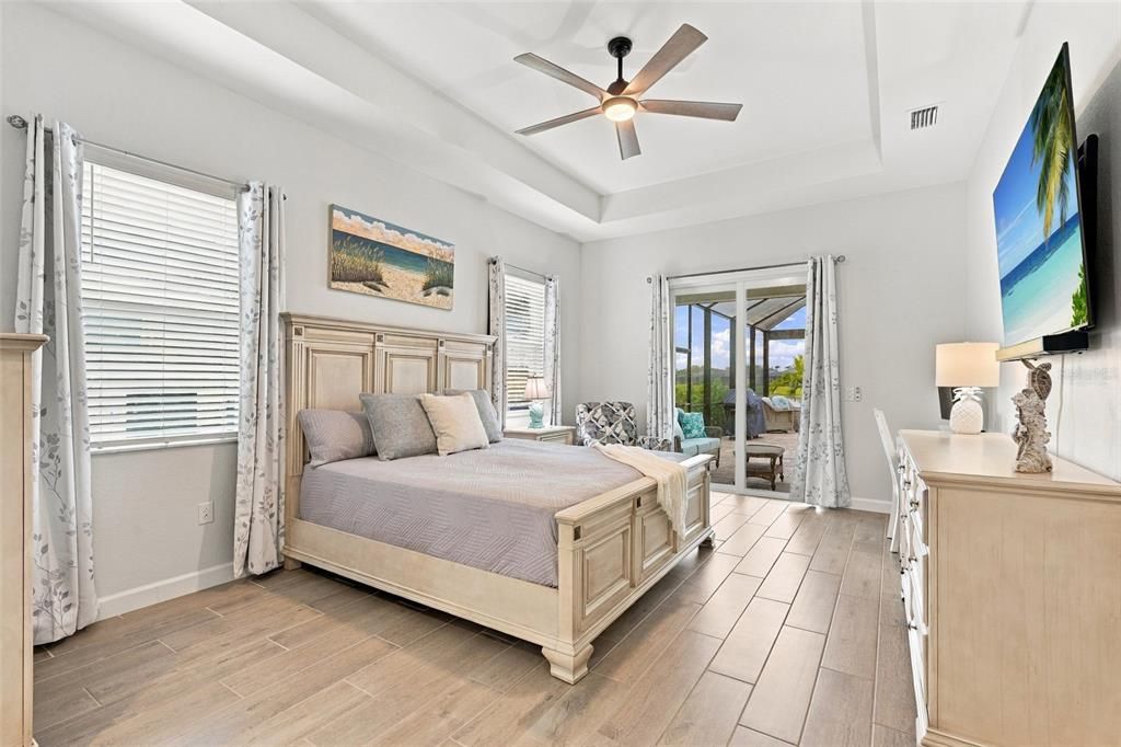 For Sale: $799,000 (3 beds, 3 baths, 2668 Square Feet)