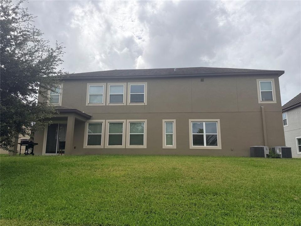 For Sale: $718,000 (6 beds, 4 baths, 4194 Square Feet)