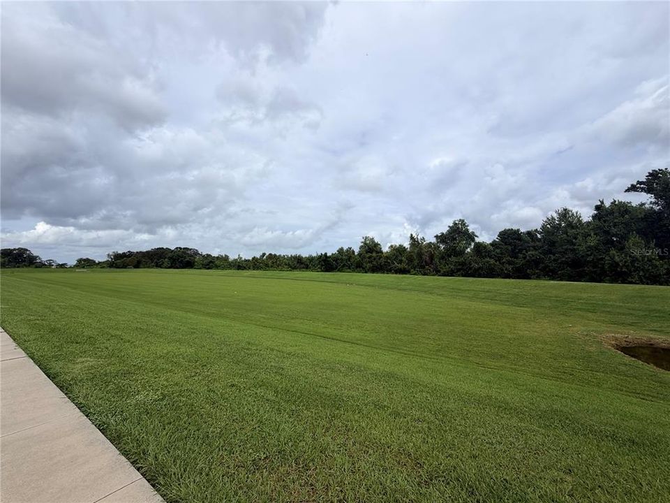 For Sale: $718,000 (6 beds, 4 baths, 4194 Square Feet)