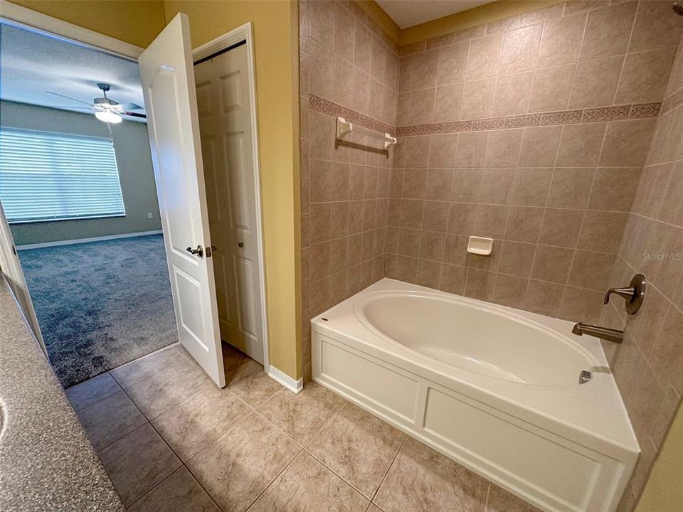В аренду: $1,950 (3 спален, 2 ванн, 1656 Квадратных фут)