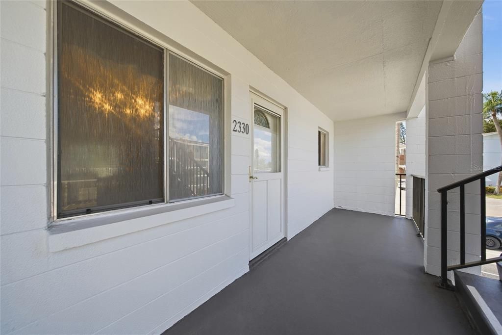For Sale: $139,000 (2 beds, 2 baths, 966 Square Feet)