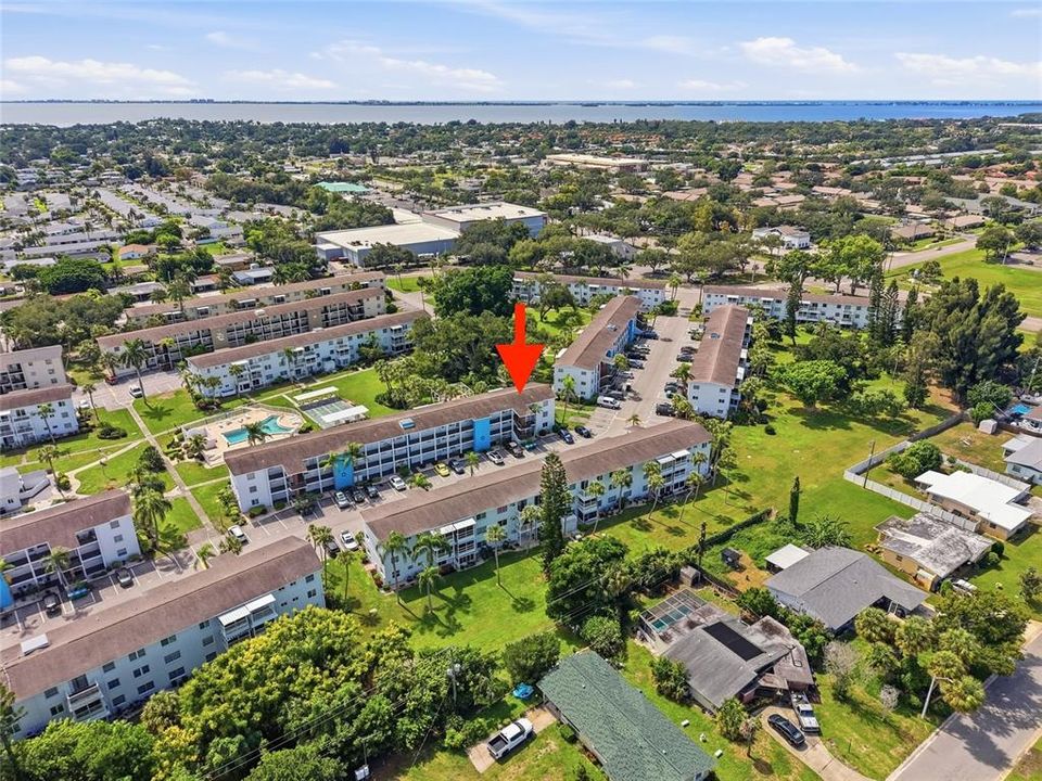 For Sale: $139,000 (2 beds, 2 baths, 966 Square Feet)